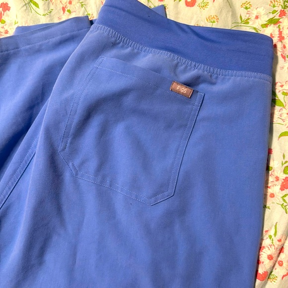 Ceil Blue Figs Pants - Picture 1 of 1
